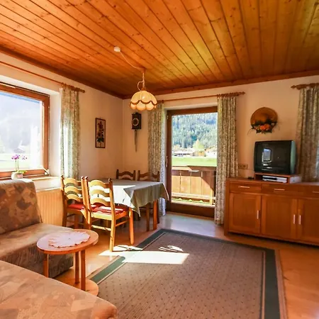 Farm stay Biohof Schafferbauer Sankt Martin bei Lofer